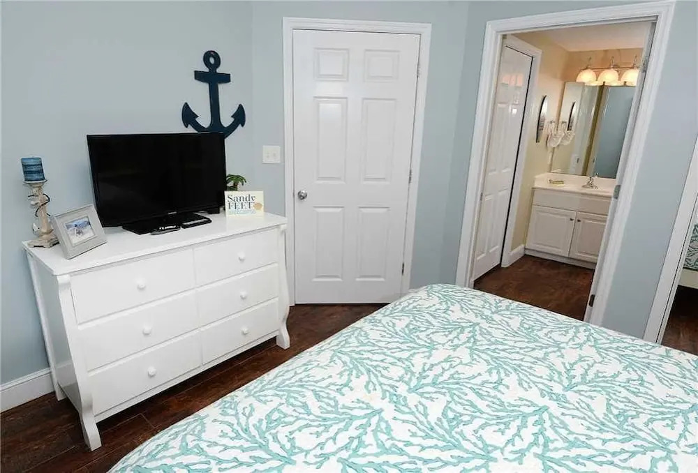 Majestic 1803 West Tower I - Three Bedroom Condo