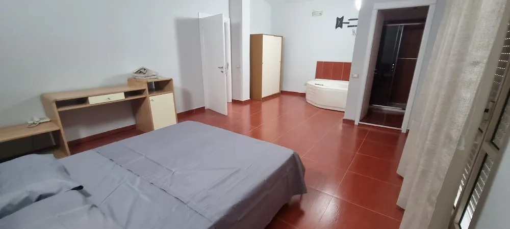 Miga Hotel Airport