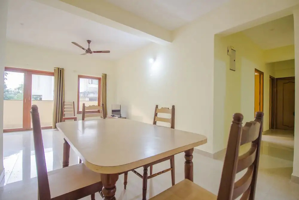 OYO 18720 Home Alluring 3BHK Dona Paula