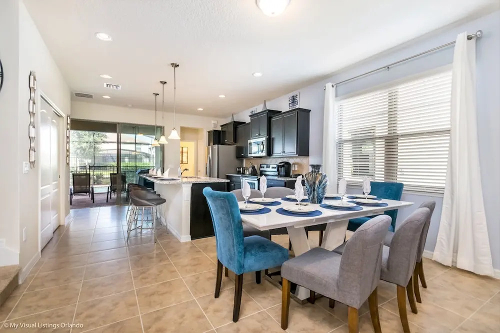 5 Bed 5 Ba Villa with Game Room, Pool & Spa