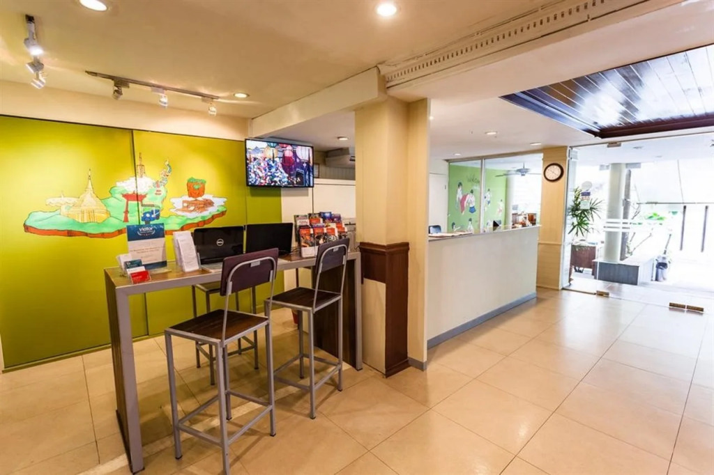 New Road Guest House