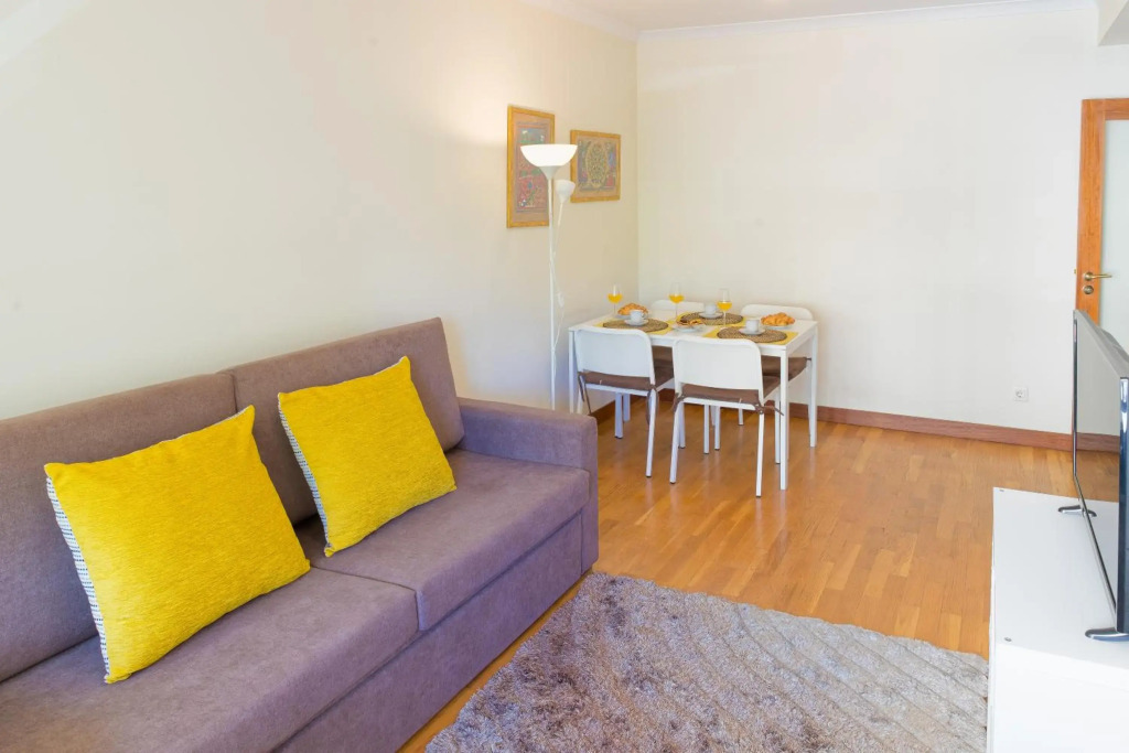 Home Music Apartments