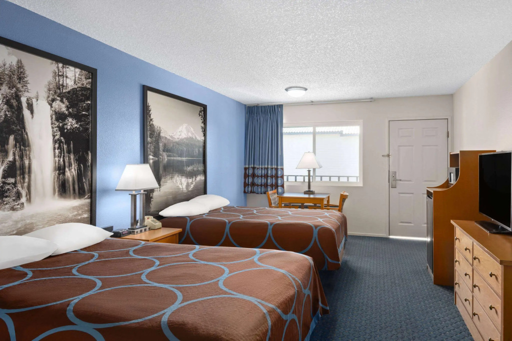 Super 8 by Wyndham Susanville