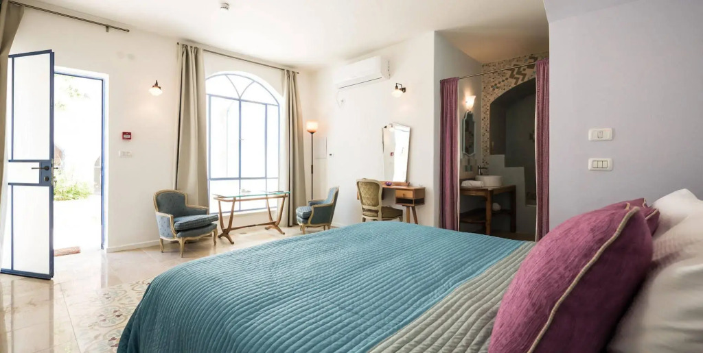 The Way Inn - Boutique Suites