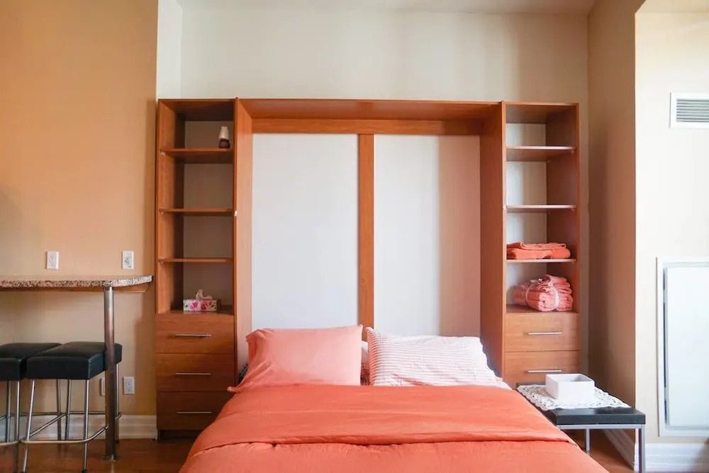 Yorkville Penthouse Studio Yonge & Bloor