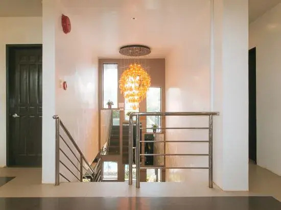 RedDoorz Plus at Palm Rise K Diving Resort Panglao Bohol