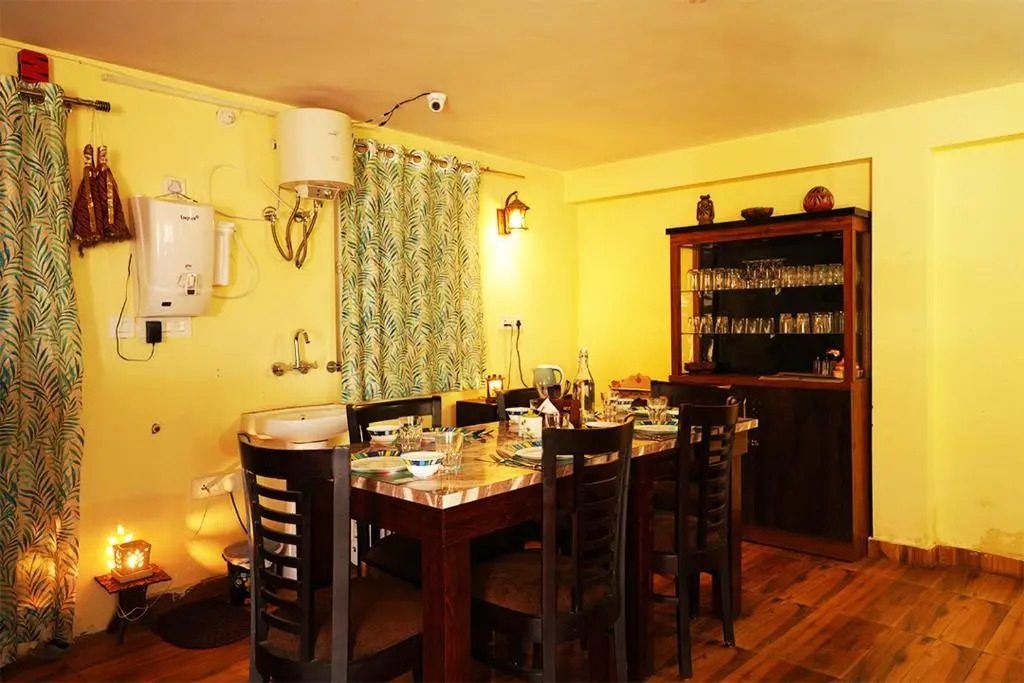 Poetry By The Hills Homestay, Mukteshwar