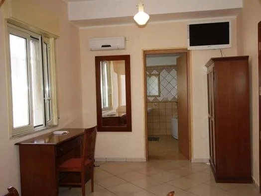 George Hotel