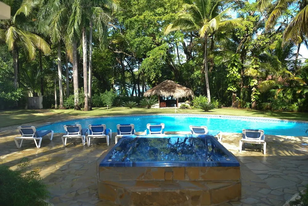Oceania five Bedrooms Suite
