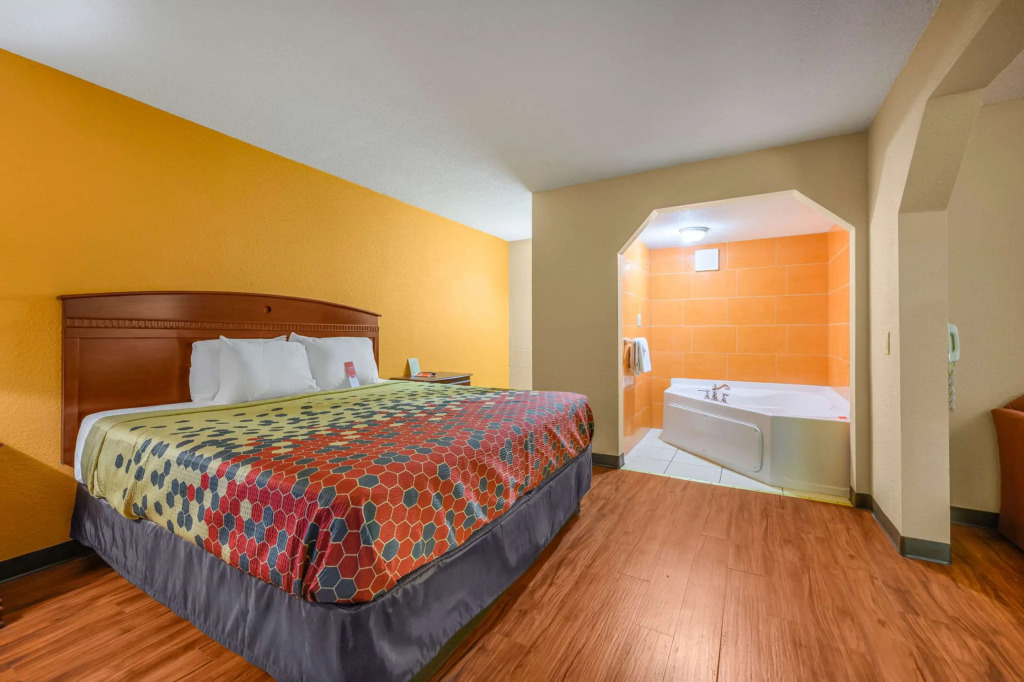 Parkway Inn & Suites - Decatur
