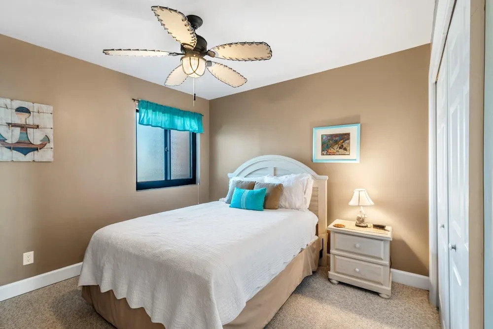 Broadmoor 804