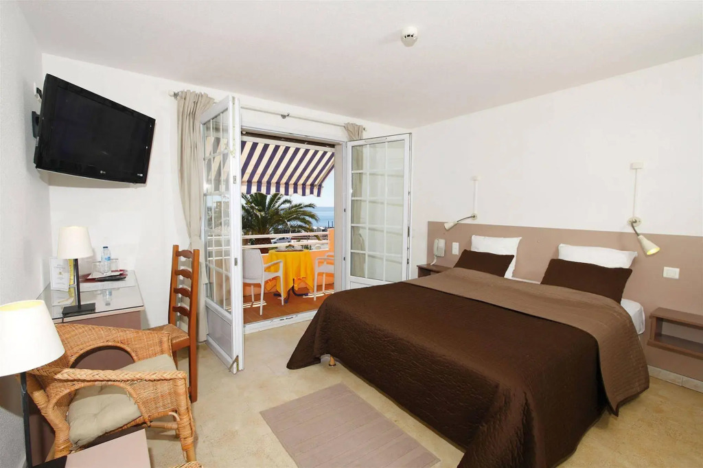 Logis Hotel lEsterella