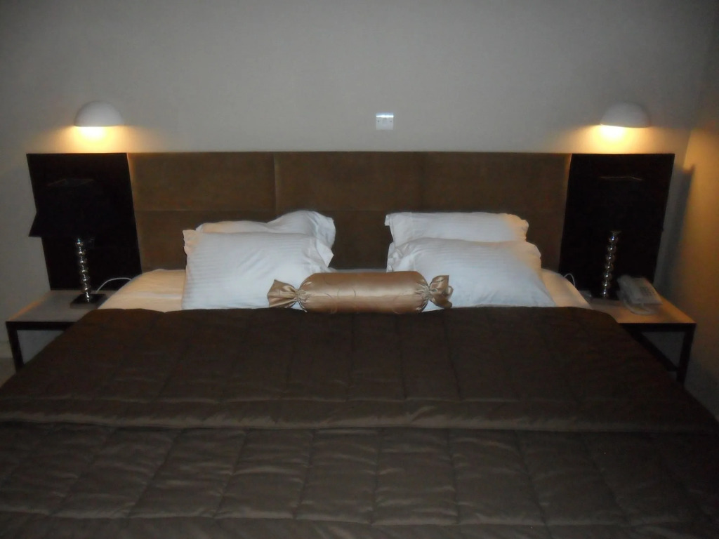Swisscottage suites