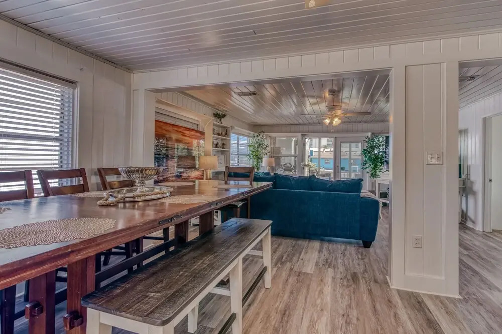 The Cotton Candy Beach House 3 Bedroom Cottage by Redawning