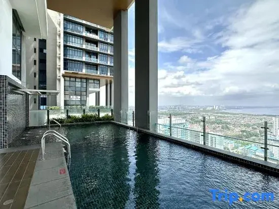Sky 88 Big Balcony Cityview near KSL 3B3B