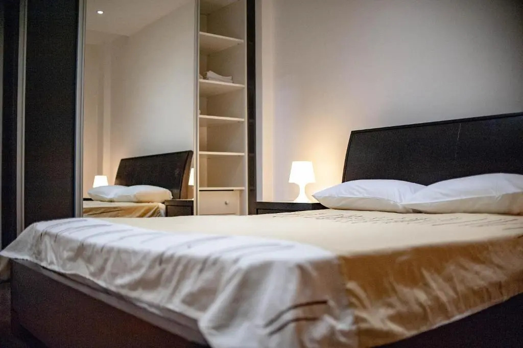 Modern apartment 200m from the beach