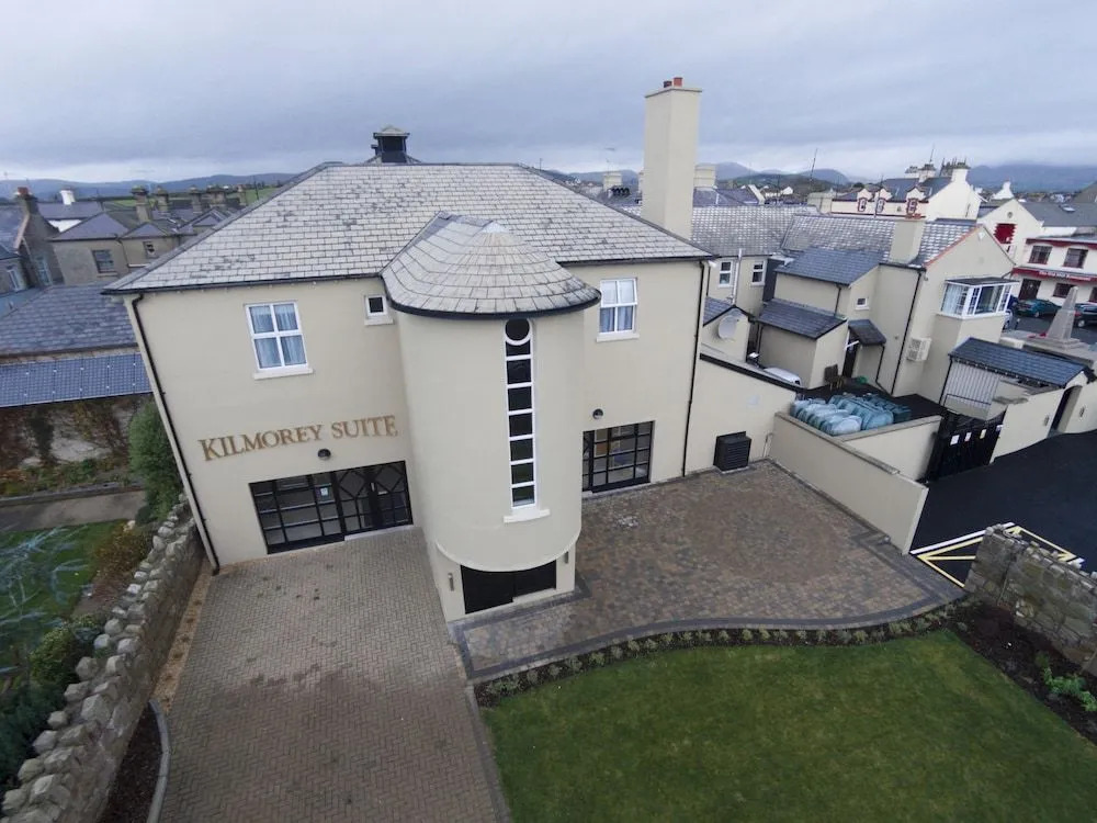 Kilmorey Arms Hotel