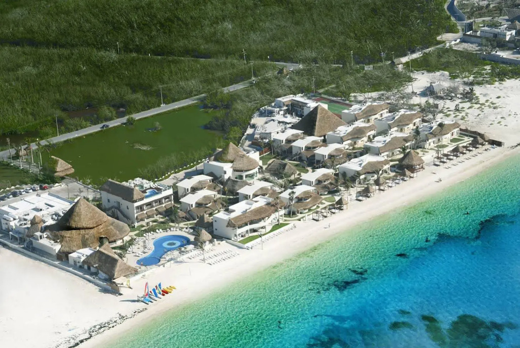 Desire Riviera Maya Resort All Inclusive, Exclusively for Couples