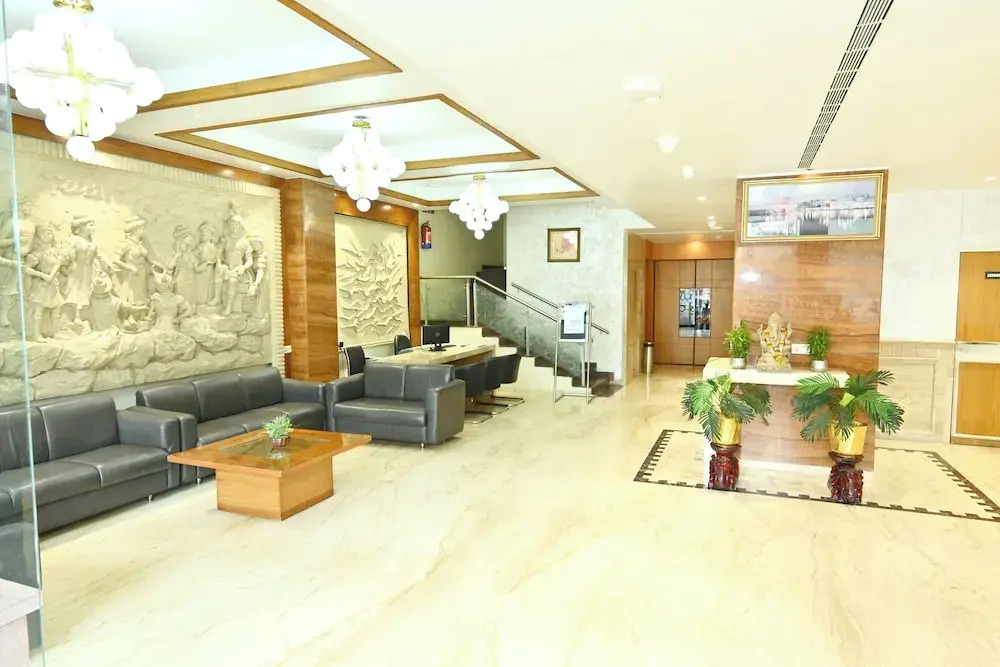 Simran Heritage(Business Hotel