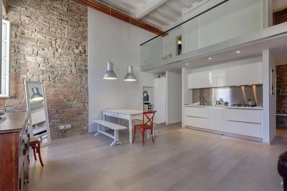 Home Sharing - Oltrarno