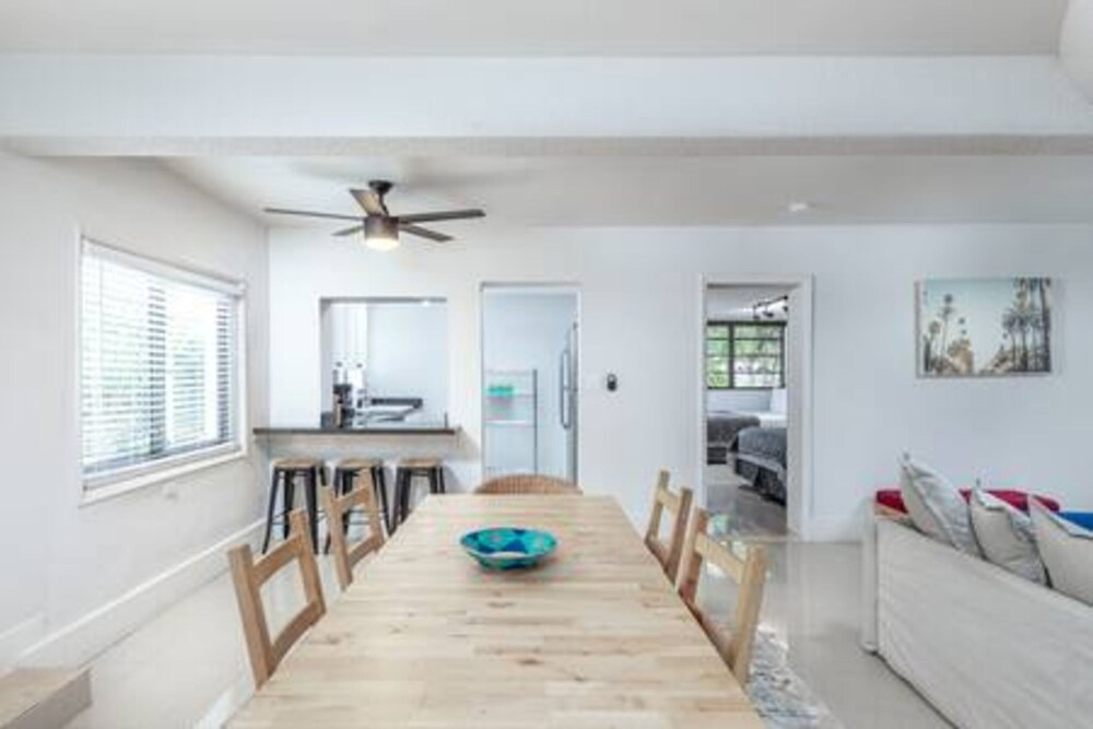 1720 Wa Kee 1B 4 Queen Beds Sleep 8 Pool Parking Wi-fi Patio