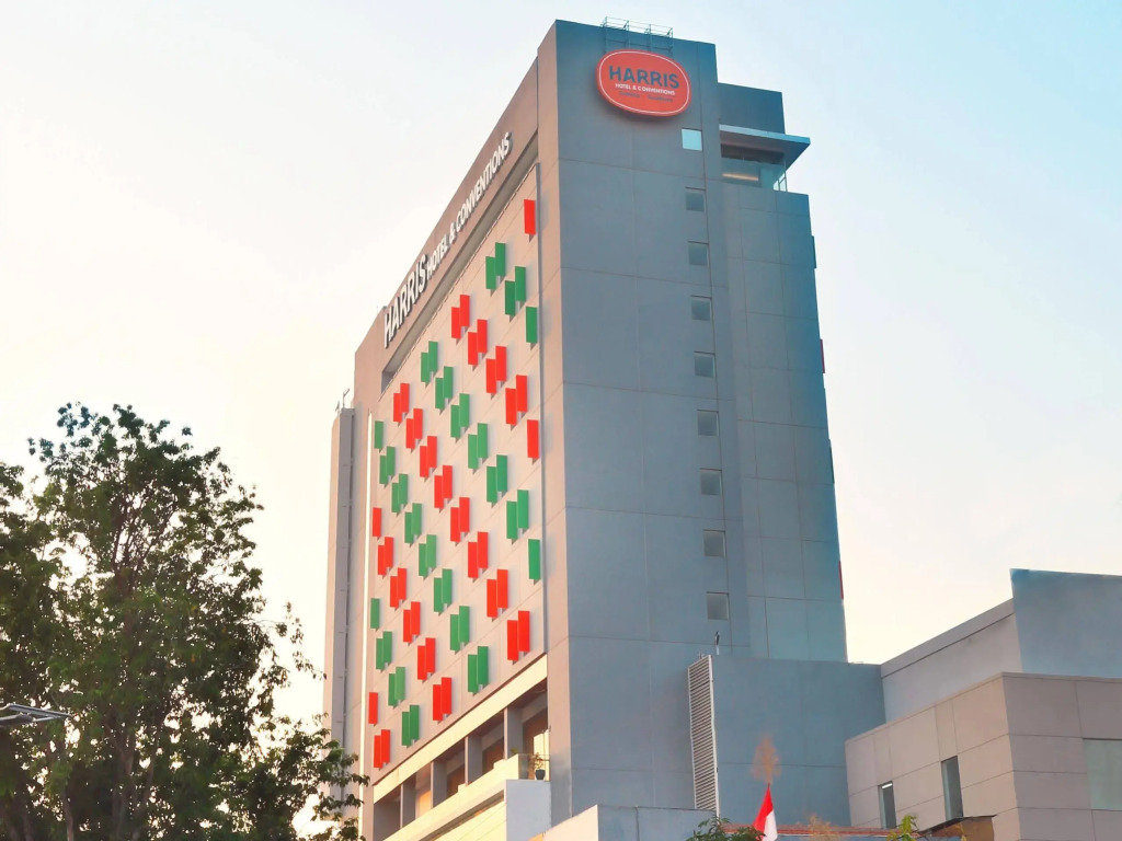 HARRIS Hotel & Conventions Gubeng