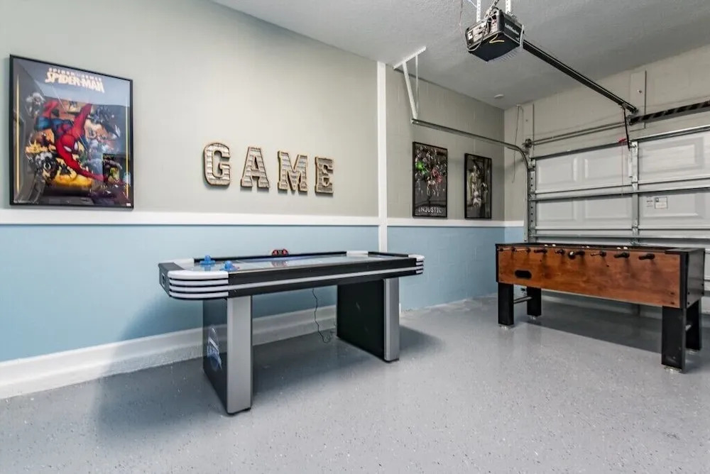 5 Bedroom Resort Villa with Game Room & Pool
