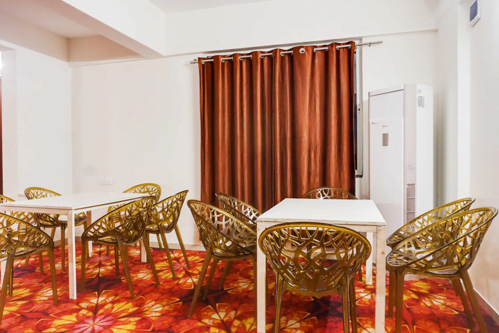 Townhouse Oak Pune Sant Nagar Wagholi Road Bus Station