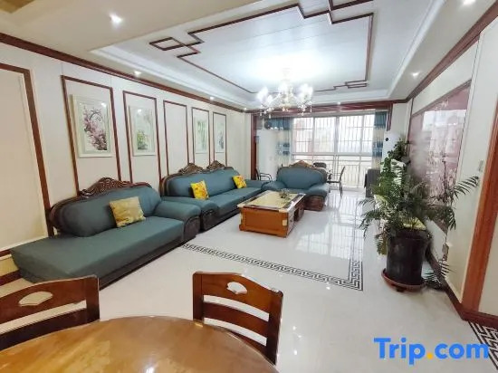 Yijiale Homestay (Fangchenggang North Station No.5 Middle School)