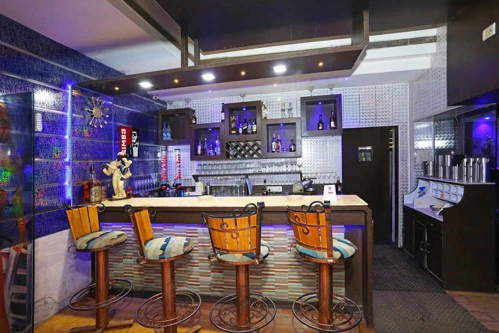 OYO 10690 Florence Hotel