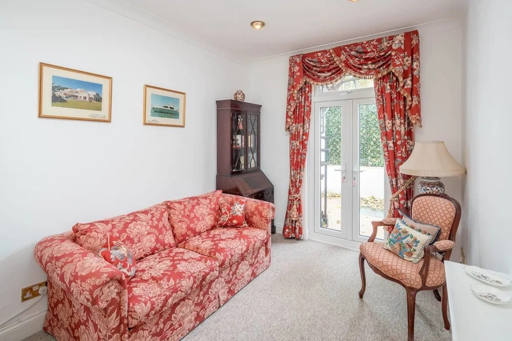 Beautiful 4-bed House in Notting Hill