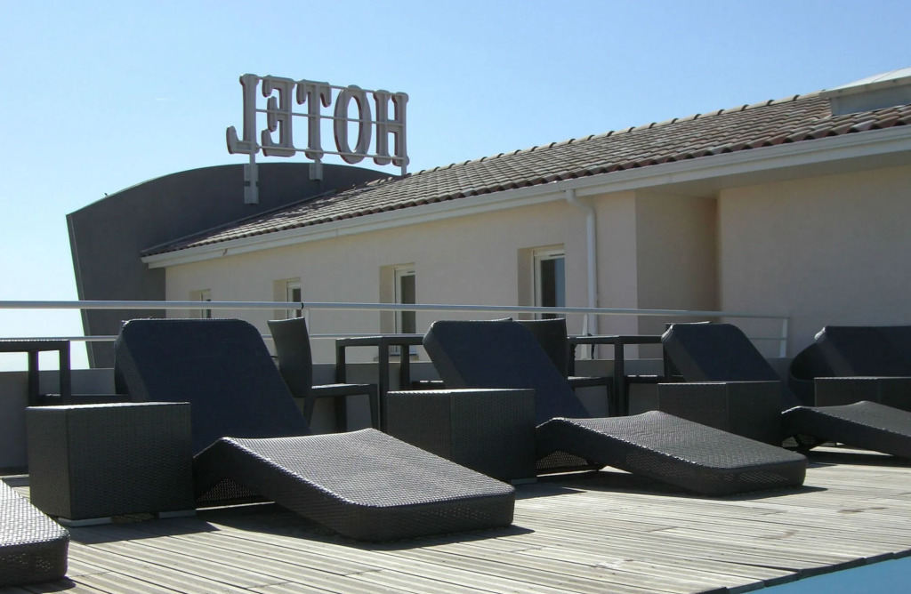 Hotel Grand Cap Rooftop Pool