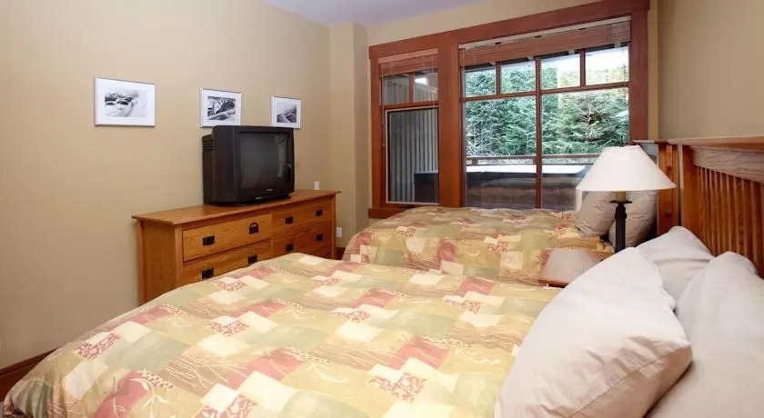 Aloha Whistler Accommodations - Creekside