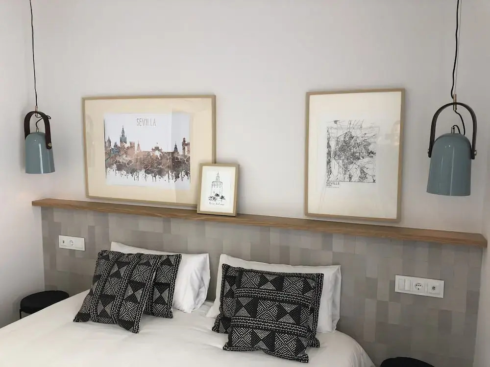 Tinto Townhouse by Olala Homes