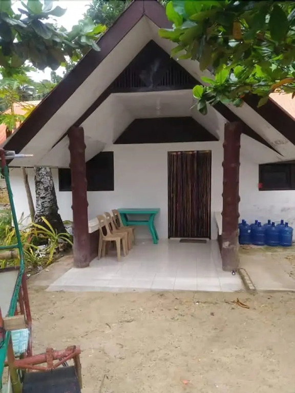 Rema's Homestay- Poblacion