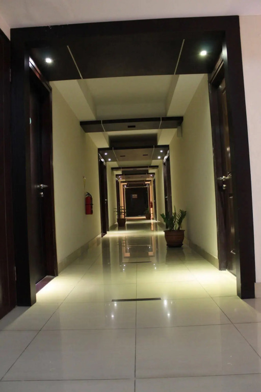 Metro Hotel