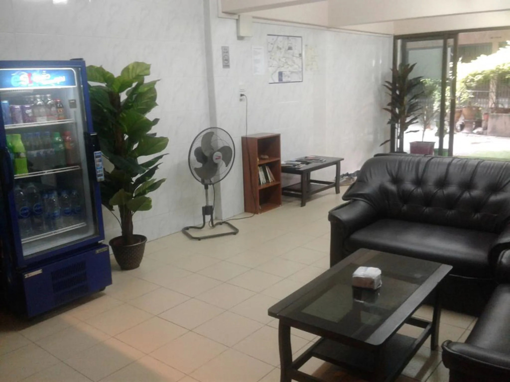 Yaya Guesthouse - Hostel