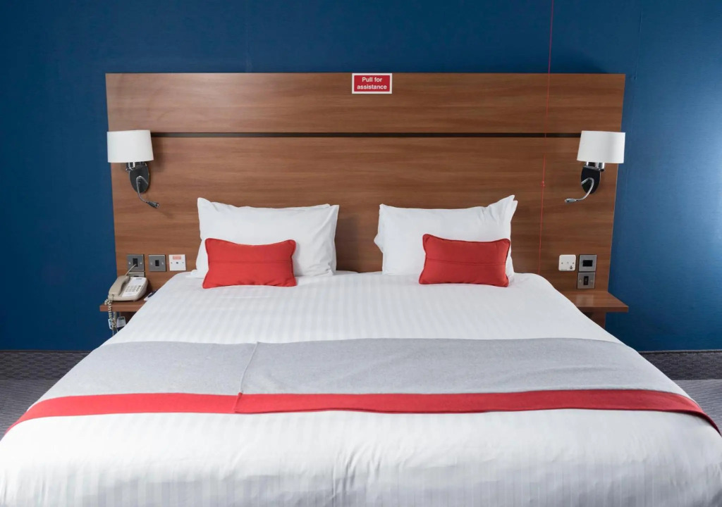 Holiday Inn Express Birmingham Star City by IHG