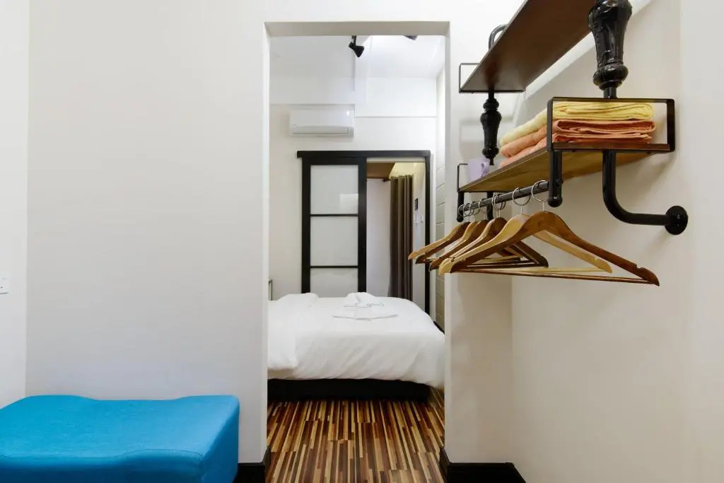 Gurney Terrace 9