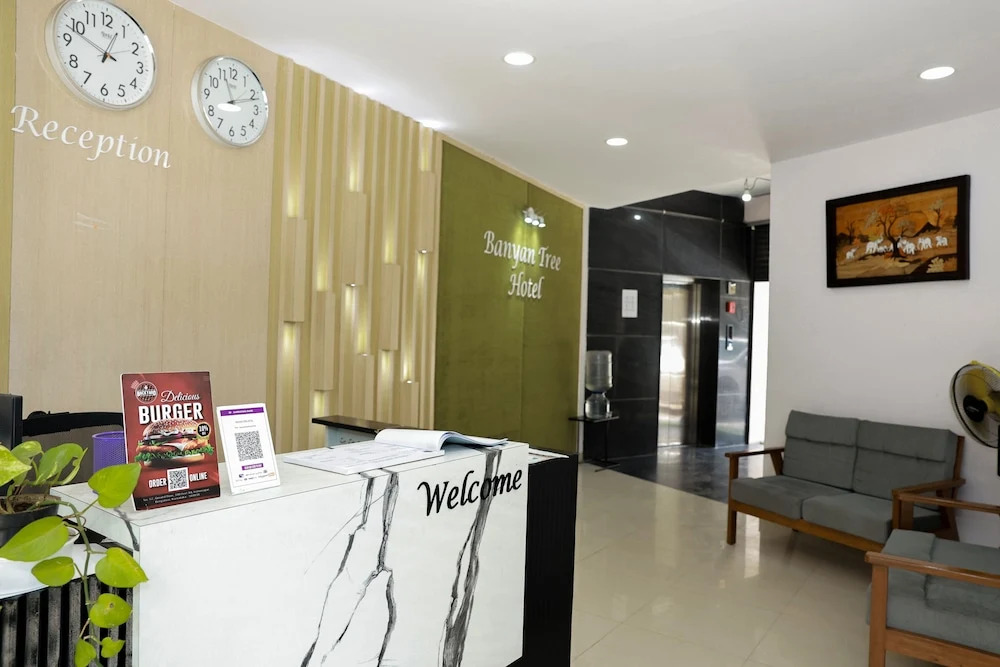 Hotel Banyan Tree