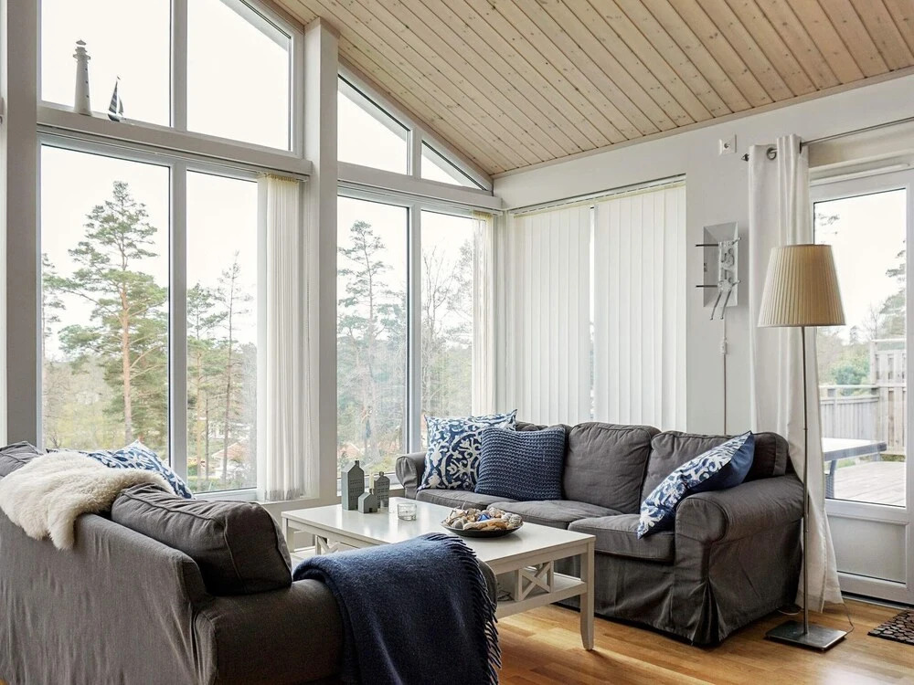 6 Person Holiday Home in Strömstad