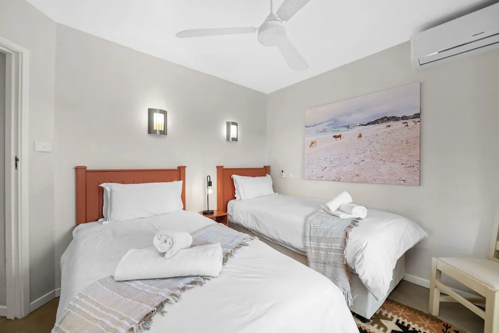 San Lameer Villa Rentals 2534