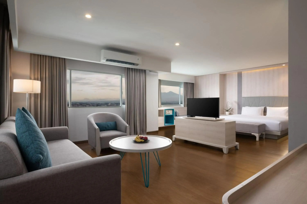 Wave Hotel Pattaya