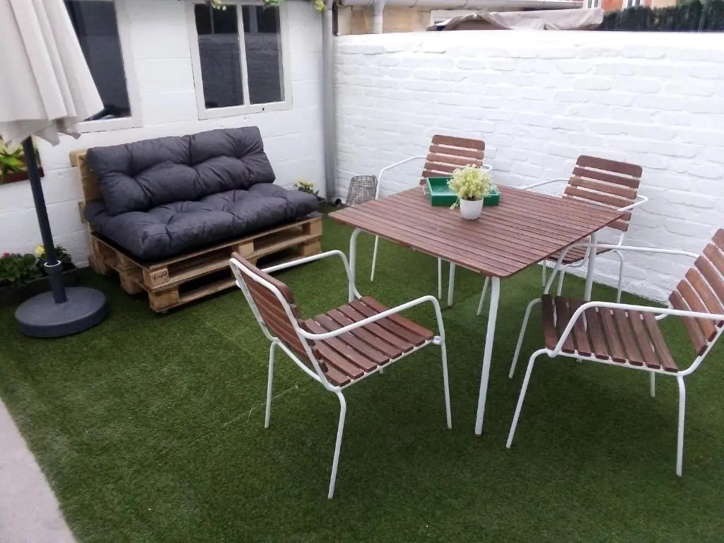 Agreable Maison Avec Cour a 10min de Liege
