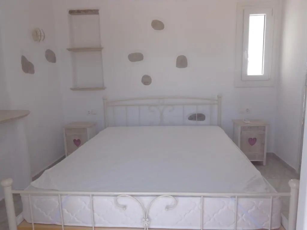 Antiparos Diamond