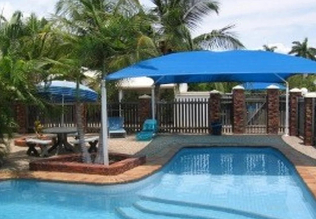 Palm Valley Motel & Self-contained Holiday Units