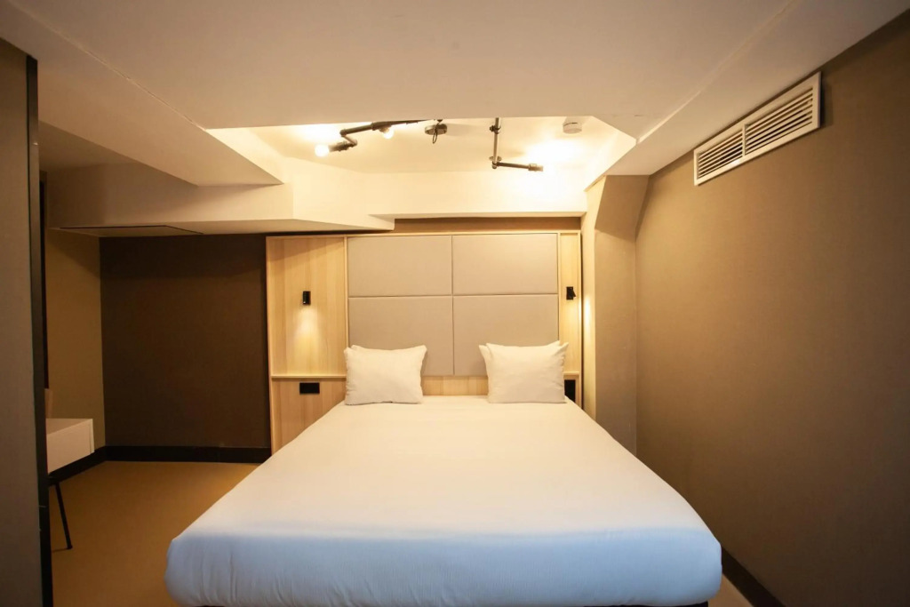 The Alfred Hotel