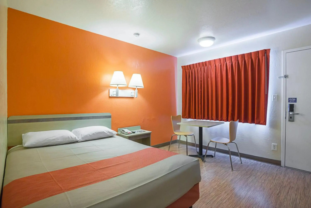 Motel 6-Holbrook, AZ