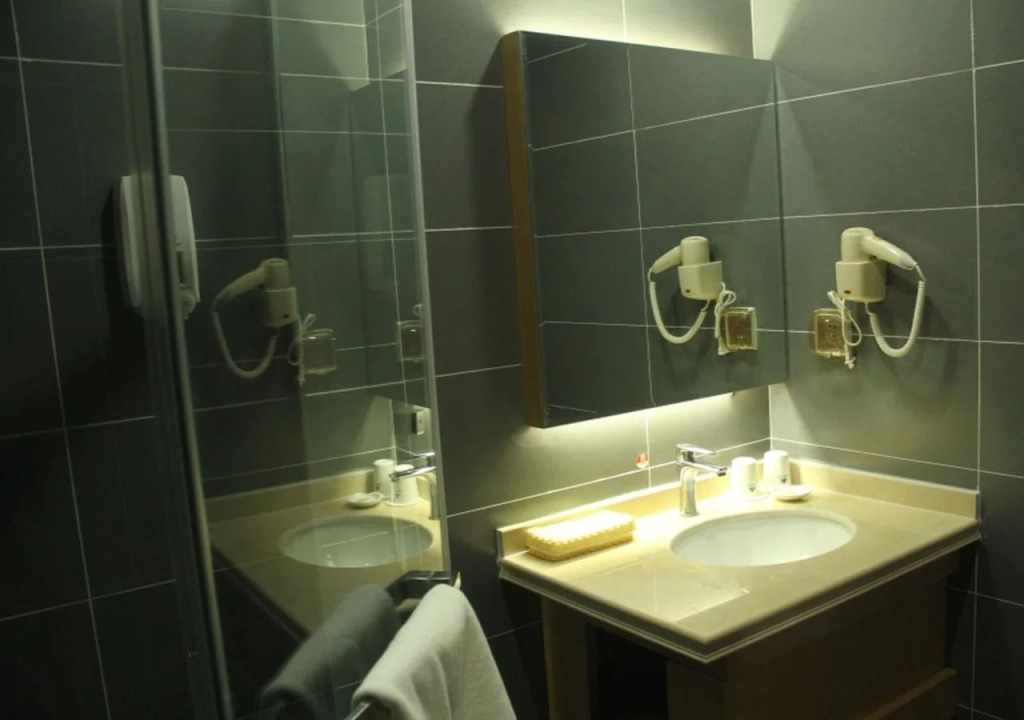 GreenTree Inn Lvliang Xiaoyi City Fuqian Street Hotel