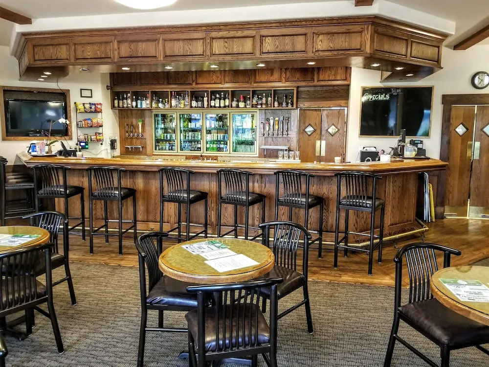 Resort at Eagle Point Golf Club Lodging